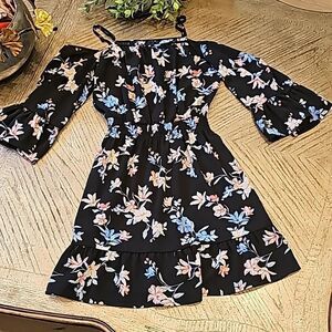 Floral bell sleeve open shoulder dress size S